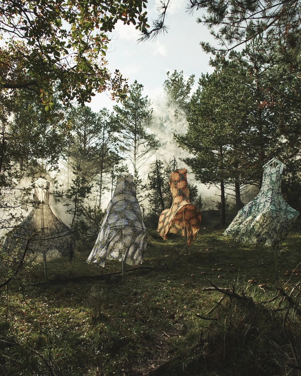 david sims dispara la nueva campana de loewe para primavera verano 2025 25gramos 9