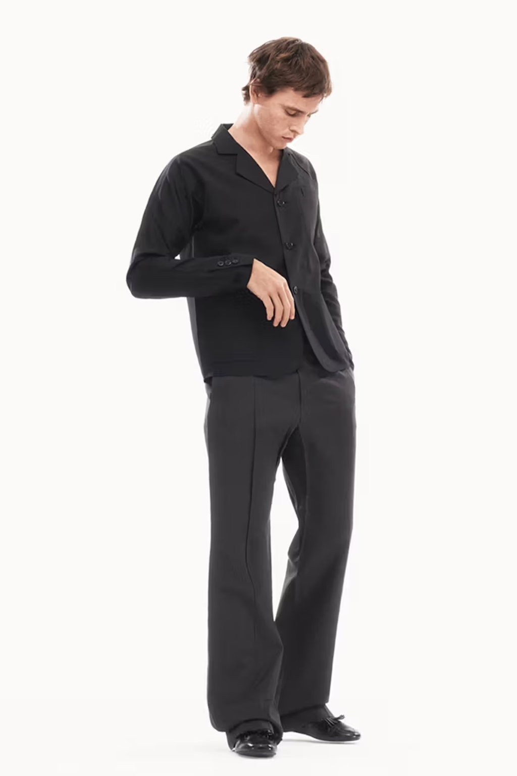 harris dickinson protagoniza la nueva campana de prada para la temporada primavera verano 2025 25gramos 2
