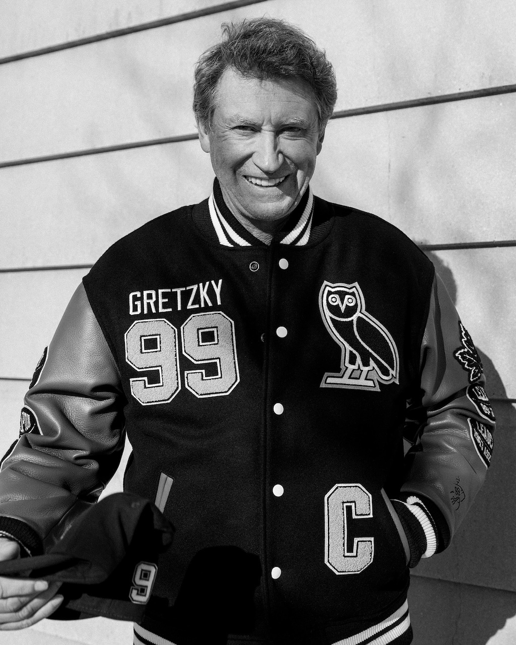 ovo rinde homenaje a wayne gretzky leyenda del hockey sobre hielo en su ultima coleccion 25gramos 1