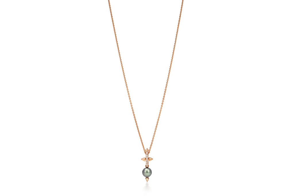 pharrell sigue su incursion en la joyeria con un tercer lanzamiento junto a tiffany co 25gramos 3