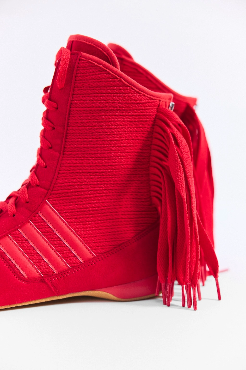stella mccartney y adidas presentan las nuevas zapatillas rasant 25gramos 1