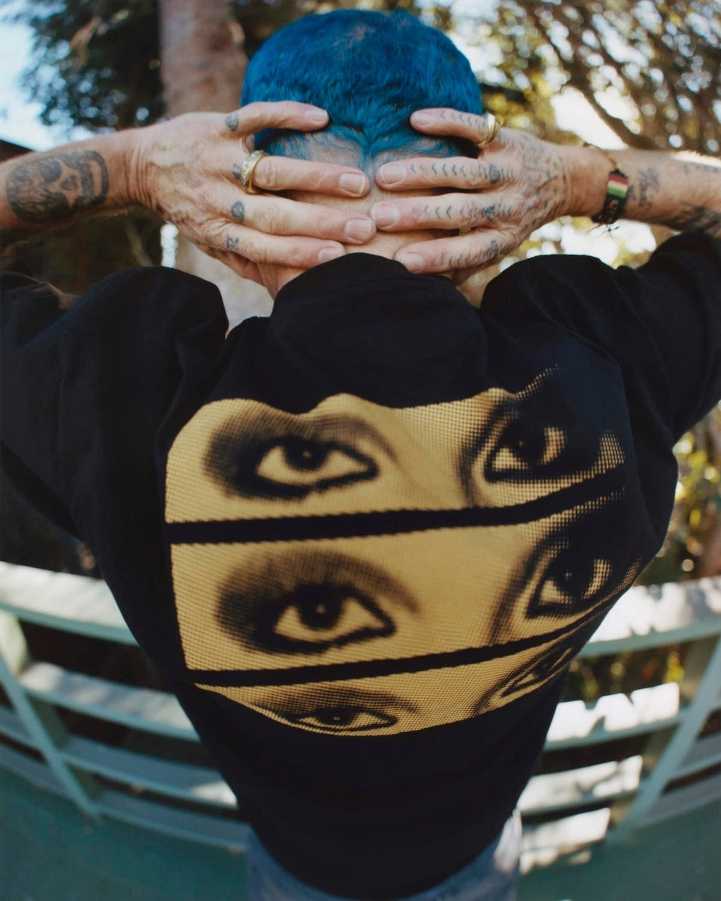 undercover celebra su 35o aniversario con una nueva coleccion junto a levis 25gramos 7