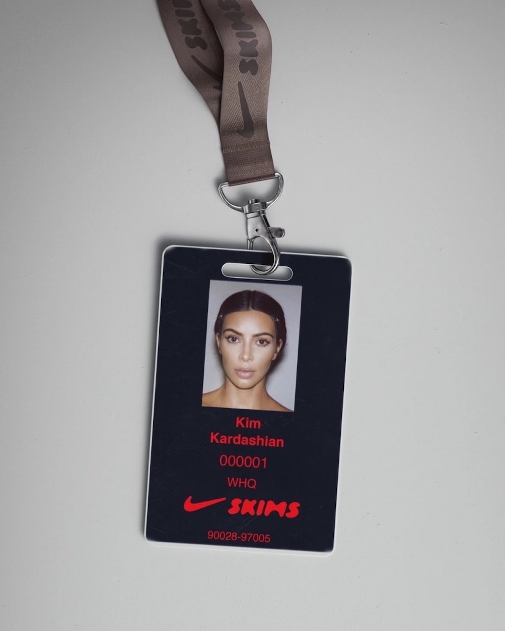 kim kardashian tendra una nueva linea dentro de nike nikeskims 25gramos