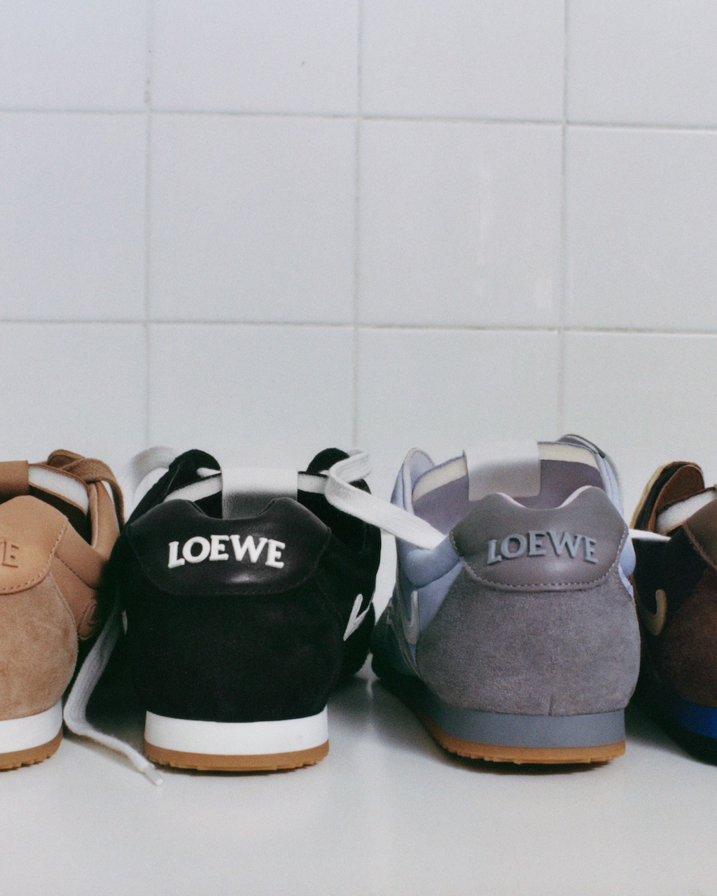 loewe introduce las nuevas ballet runner 2 0 a su catalogo de zapatillas 25gramos 8