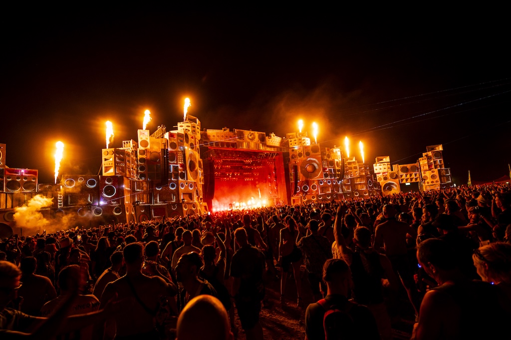 monegros desert festival libera los primeros 90 nombres de su cartel para 2025 25gramos 3