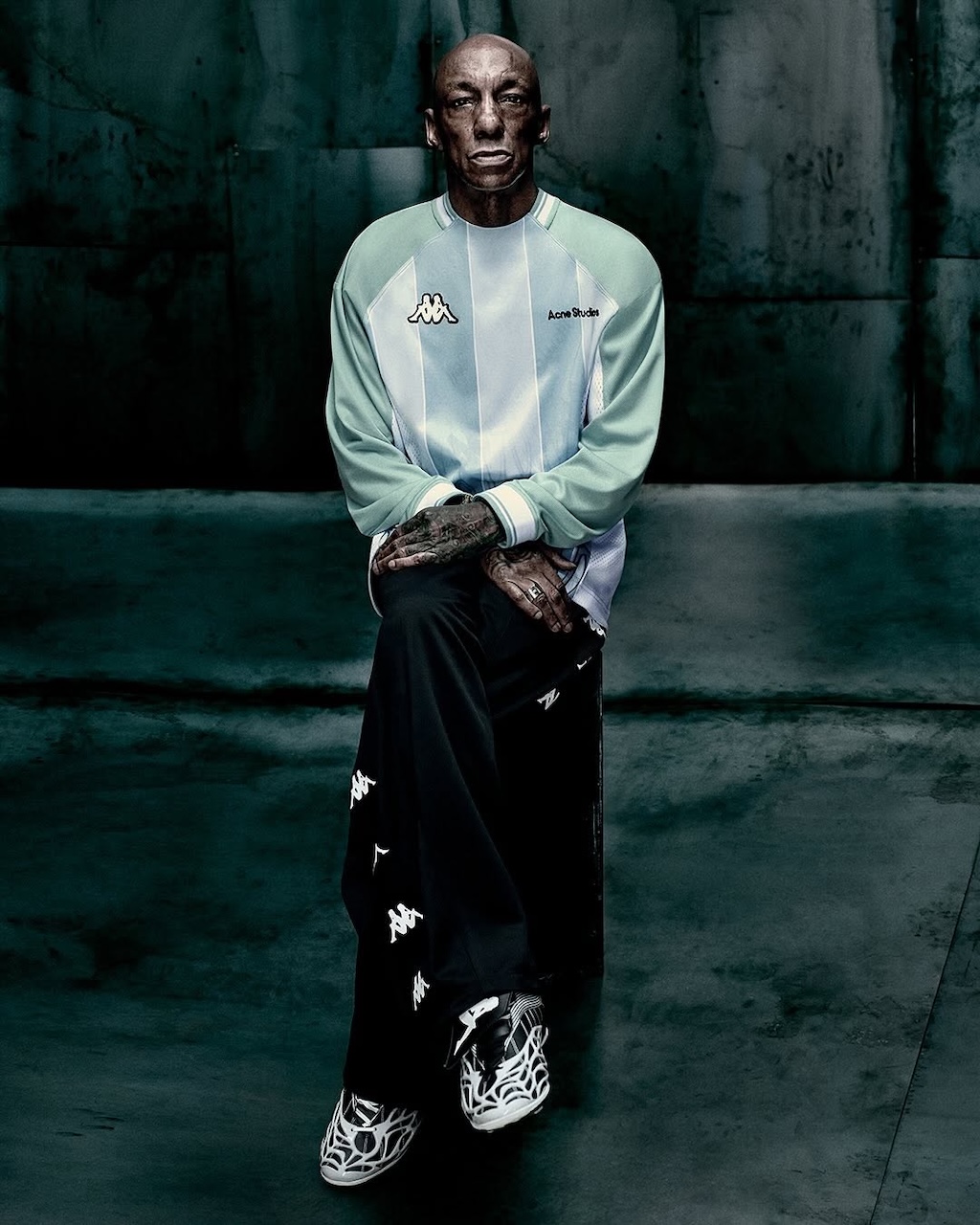 acne studios y kappa lanzan oficialmente su esperada colaboracion 25gramos 2