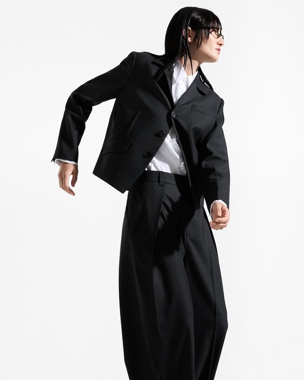 ader error expande el universo de significant con una nueva coleccion de la linea black tag 25gramos 1