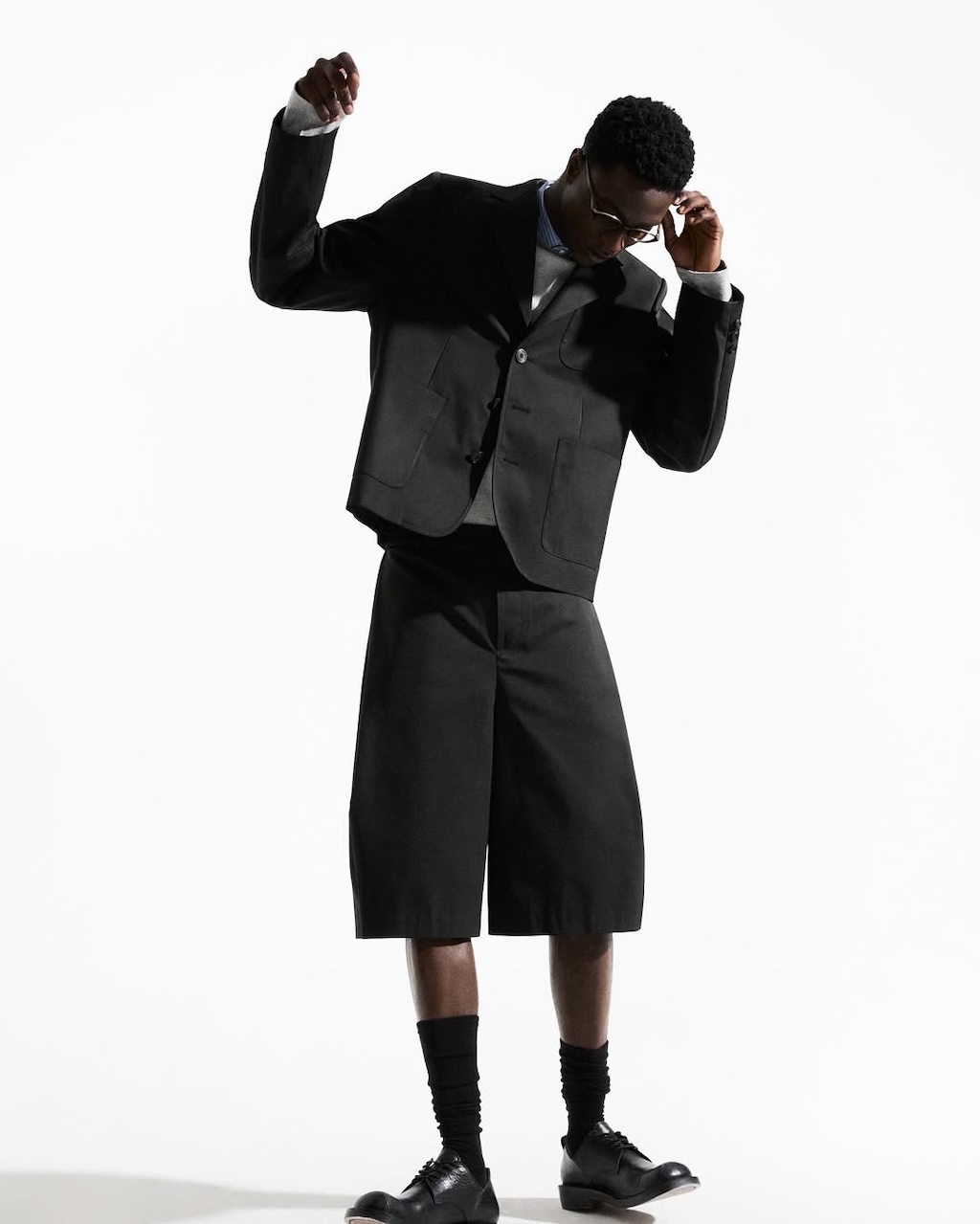 ader error expande el universo de significant con una nueva coleccion de la linea black tag 25gramos 3