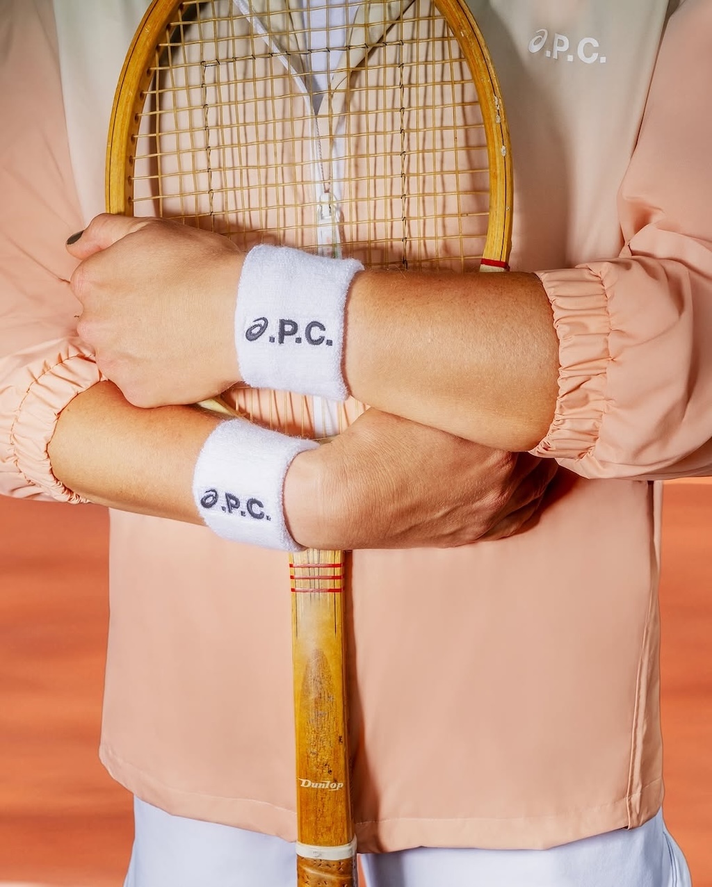 asics y a p c preparan el european tennis tour con una coleccion capsula conjunta 25gramos 6
