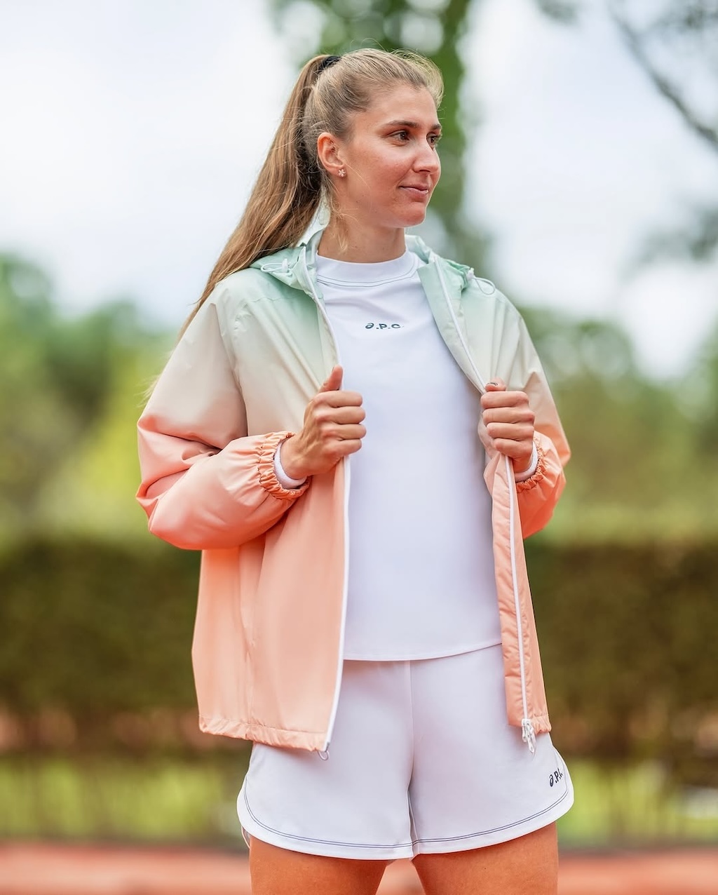 asics y a p c preparan el european tennis tour con una coleccion capsula conjunta 25gramos 7