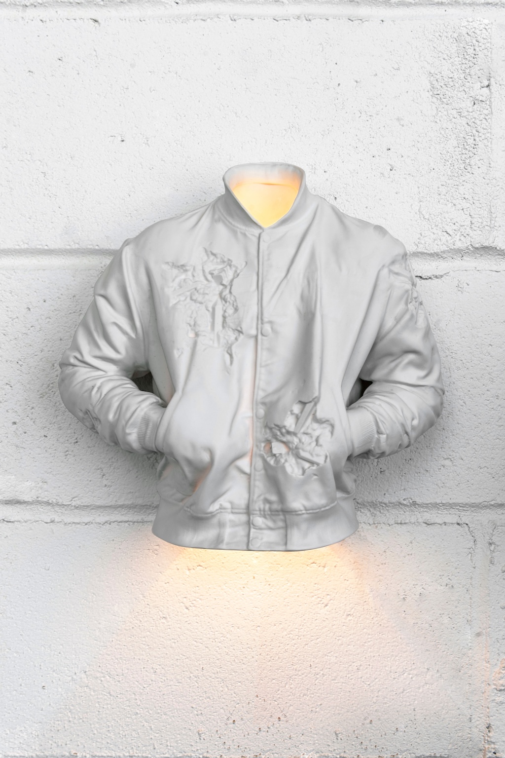 el universo de objetos de case studyo aterriza en malaga 25gramos 1