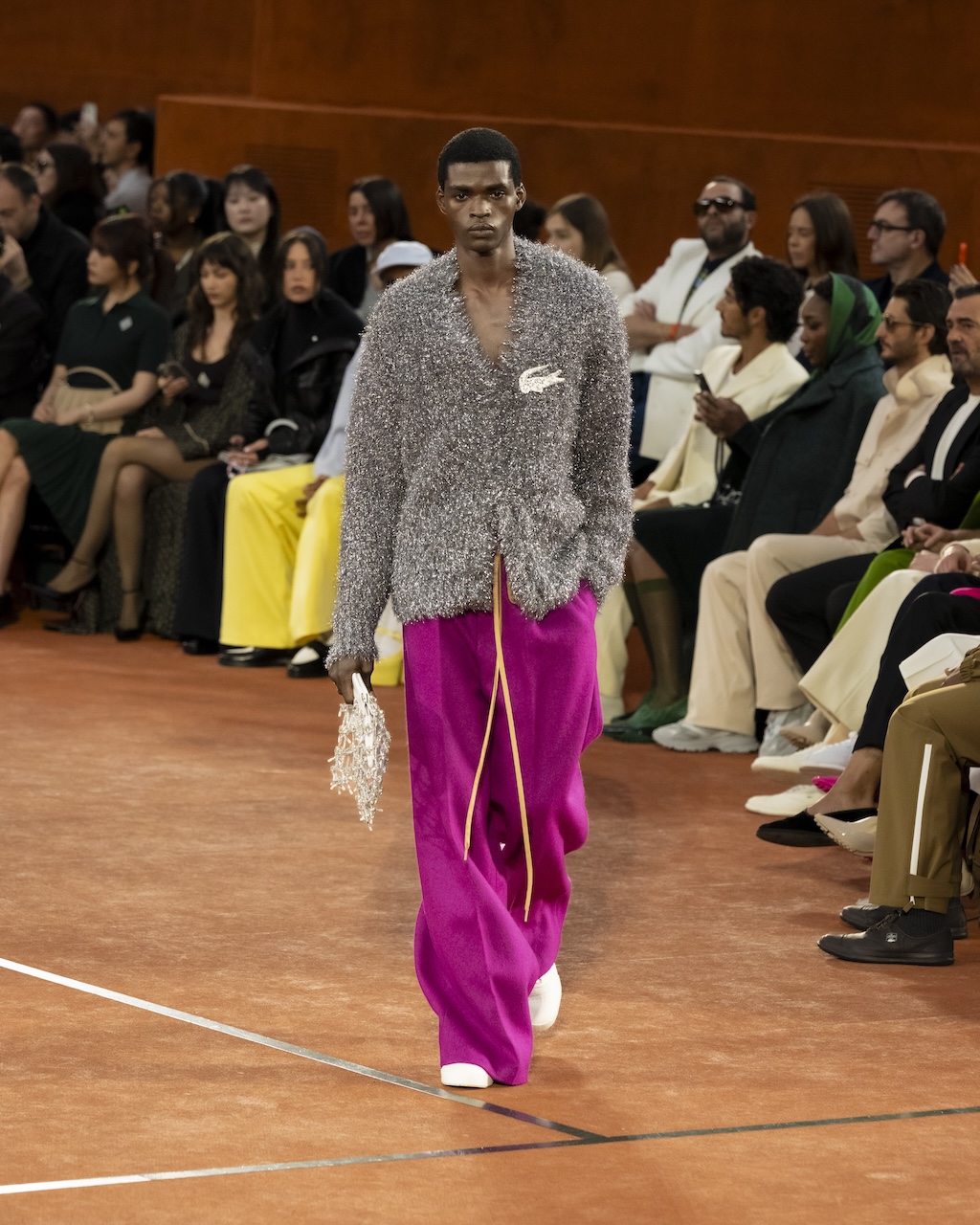 lacoste regresa a la pihilippe chatrier para presentar su coleccion otono invierno 2025 25gramos 21