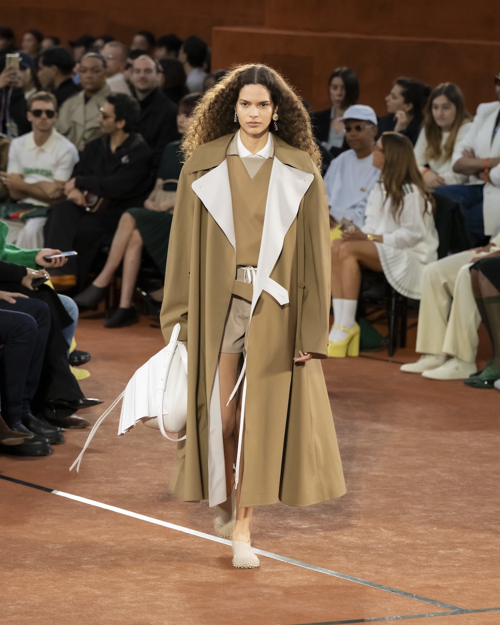 lacoste regresa a la pihilippe chatrier para presentar su coleccion otono invierno 2025 25gramos 7