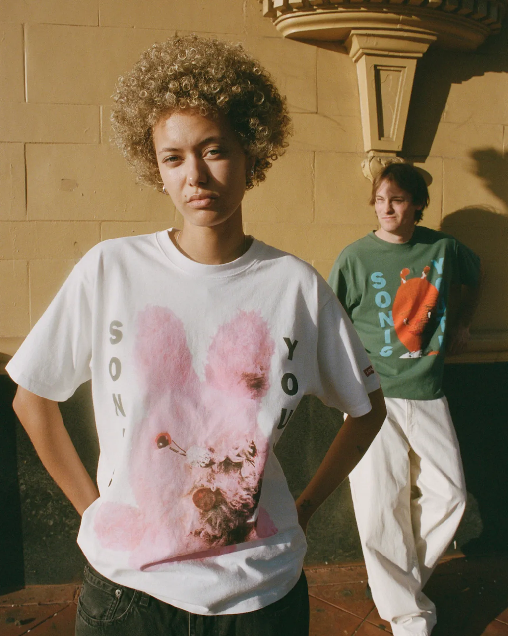 levis amplia su coleccion band tee celebrando el espiritu underground de sonic youth 25gramos 11