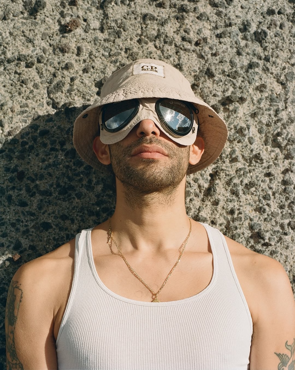 palace y c p company liberan oficialmente el lookbook de su nueva coleccion 25gramos 2