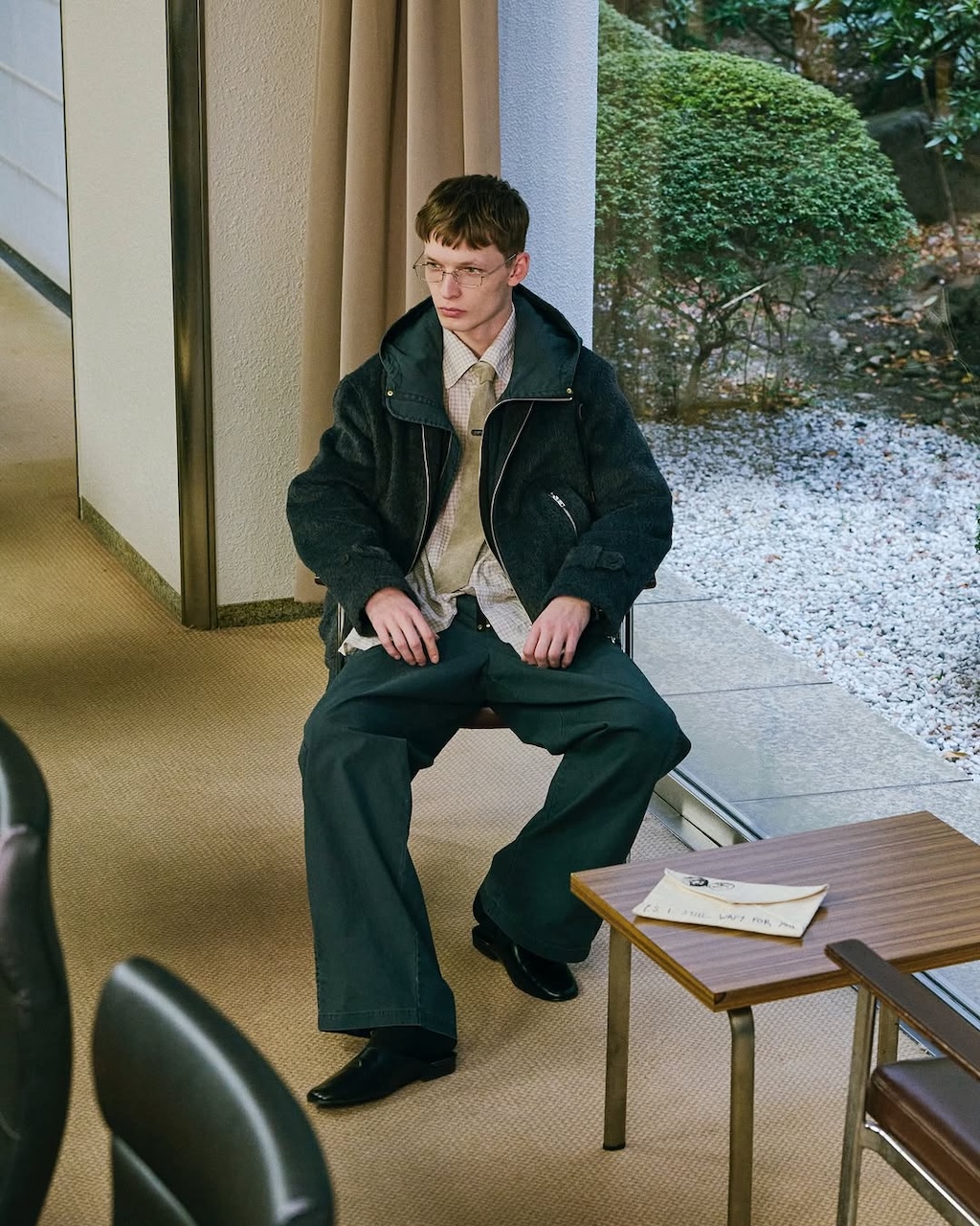 shoop vuelve a darle un giro al office wear con su nueva coleccion otono invierno 2025 25gramos 6