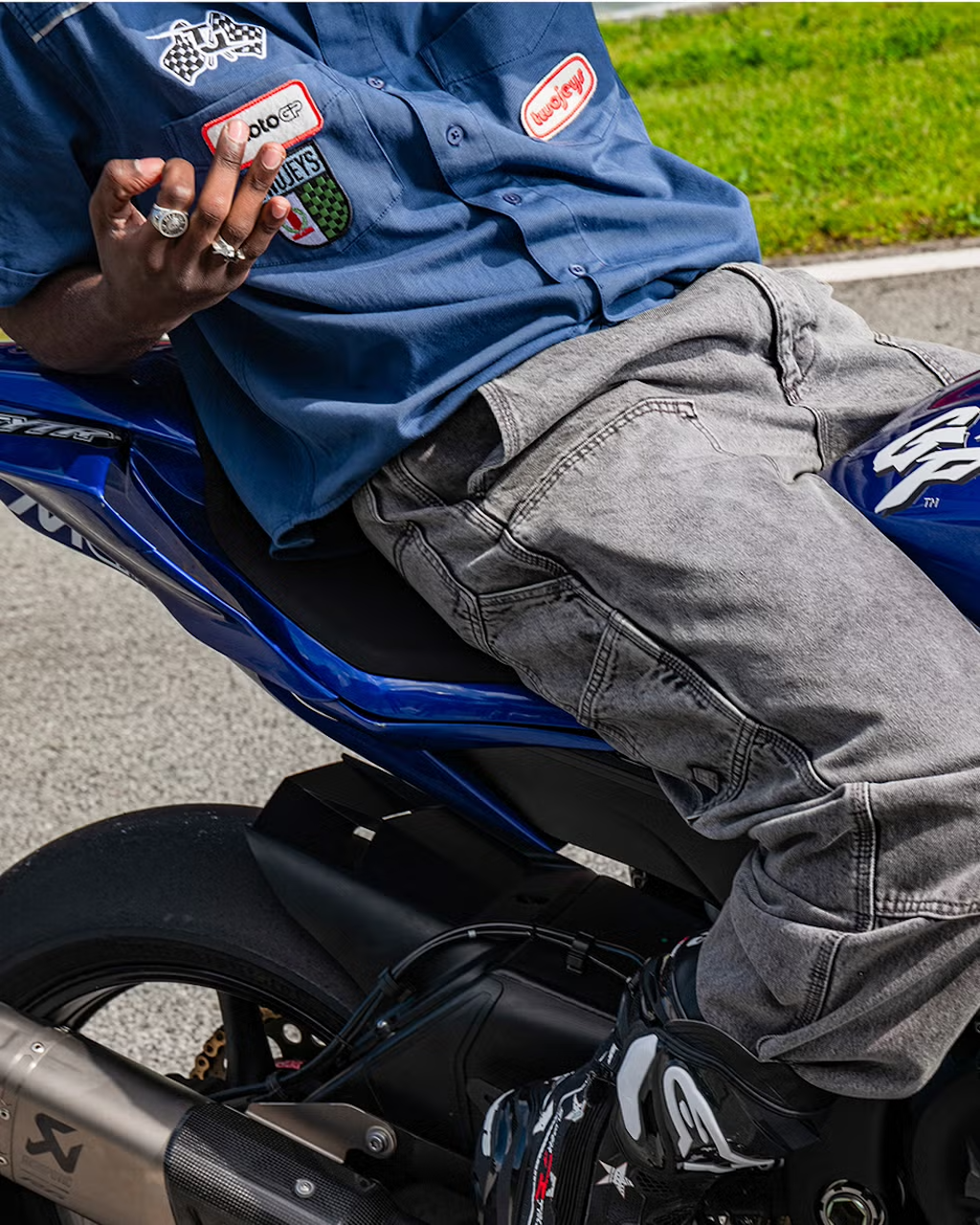 twojeys pisa el acelerador en una nueva coleccion junto a motogp 25gramos 4