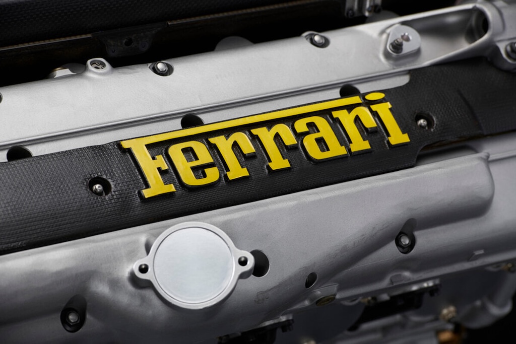 ferrari celebra su legado en milan con una coleccion exclusiva de objetos de culto 25gramos 7
