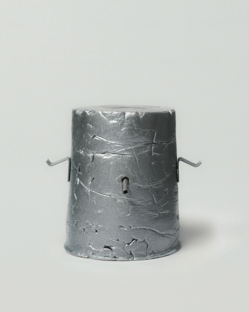 loewe invita a 25 artistas disenadores y arquitectos a desarrollar una coleccion unica de teteras 25gramos 11
