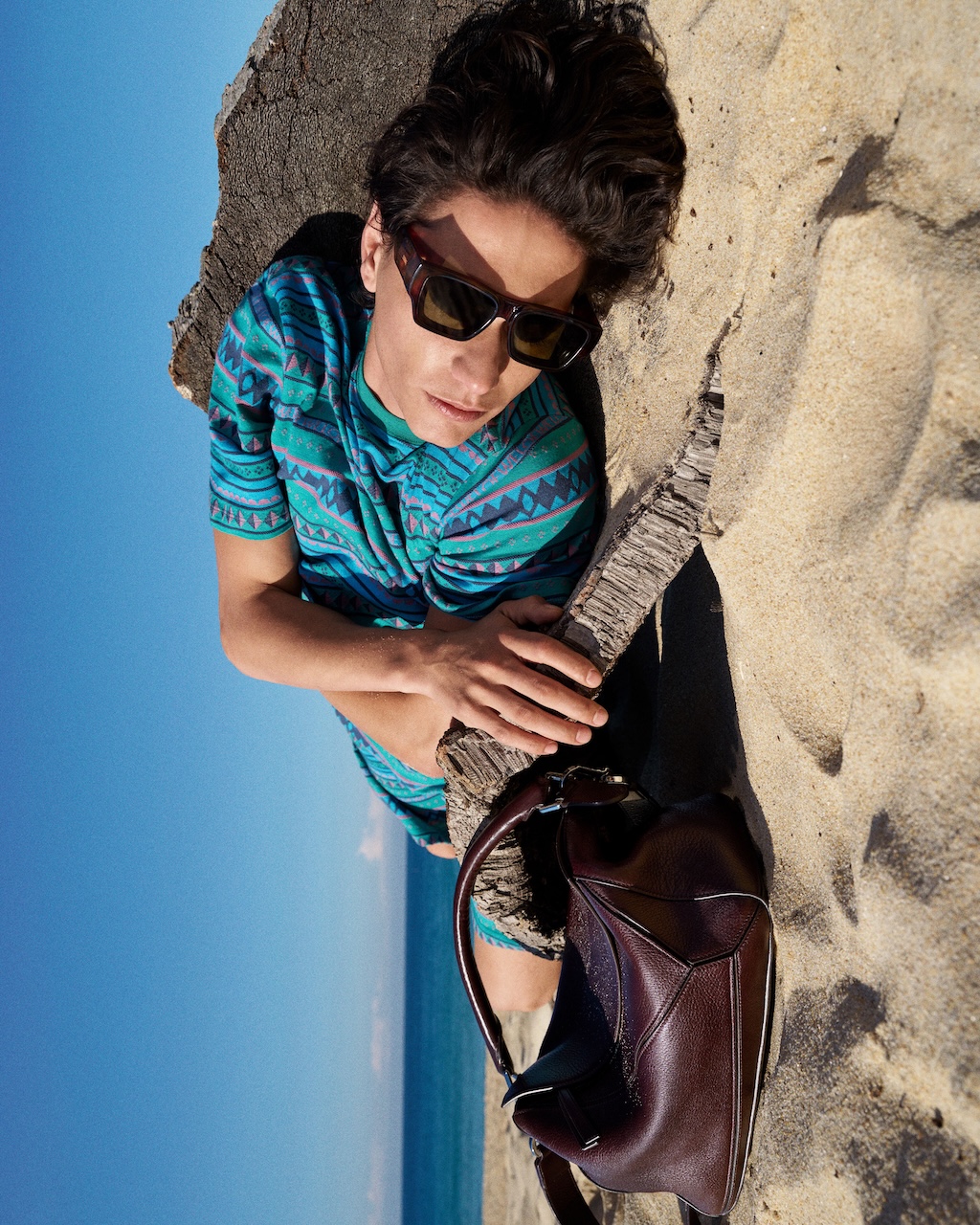 loewe prepara el verano de 2025 con la nueva campana de paulas ibiza 25gramos 2