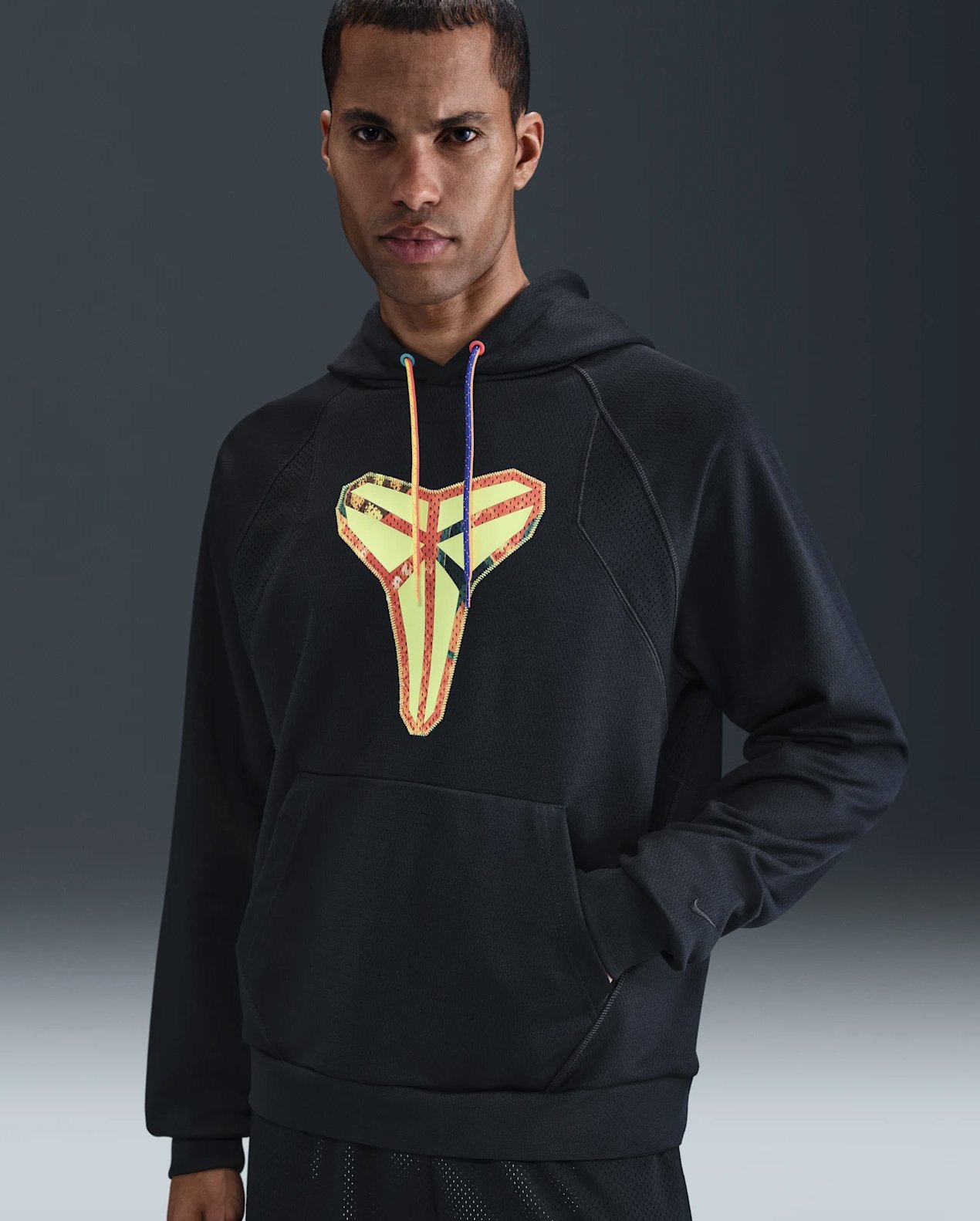 nike continua celebrando el legado de kobe bryant con la nueva coleccion what the kobe 25gramos 5