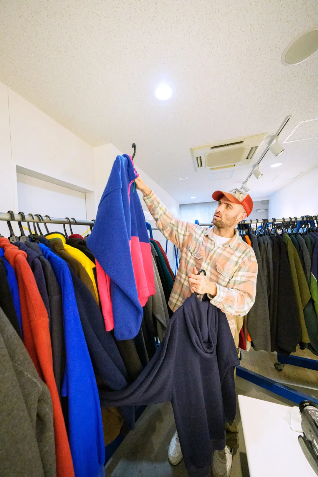 sean wotherspoon continua reviviendo el archivo de gap con la segunda entrega de gapvintage 25gramos 3