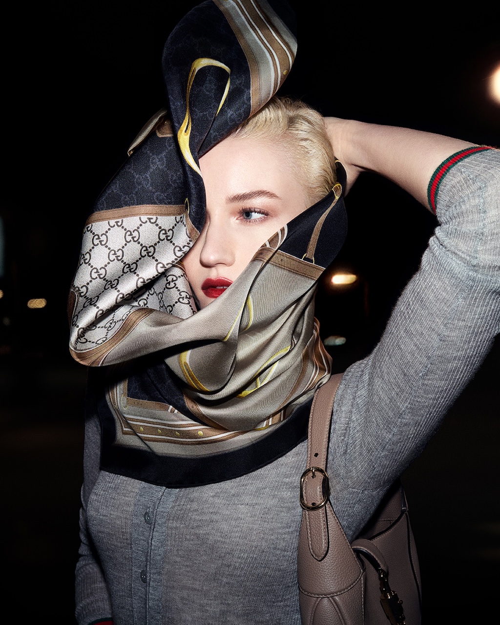 steven meisel dispara keep it gucci the art of silk la ultima campana de la casa italiana 25gramos 3