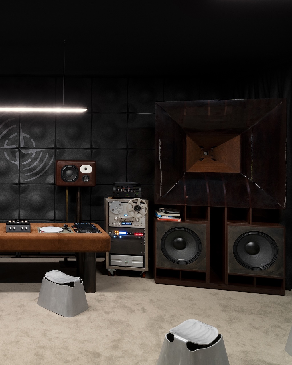 stone island presenta friendly pressure studio one una experiencia sonora inmersiva para la milan design week 25gramos 3