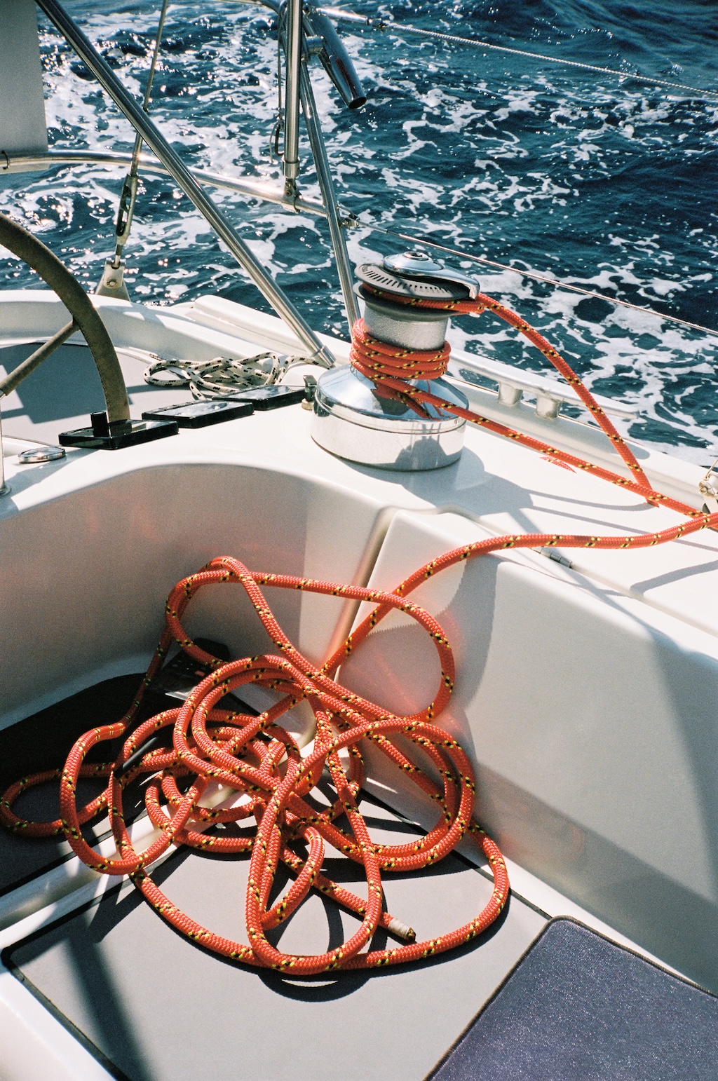 tommy hilfiger viaja hasta el mar para presentar hilfiger sailing su nueva coleccion para primavera 25gramos 8