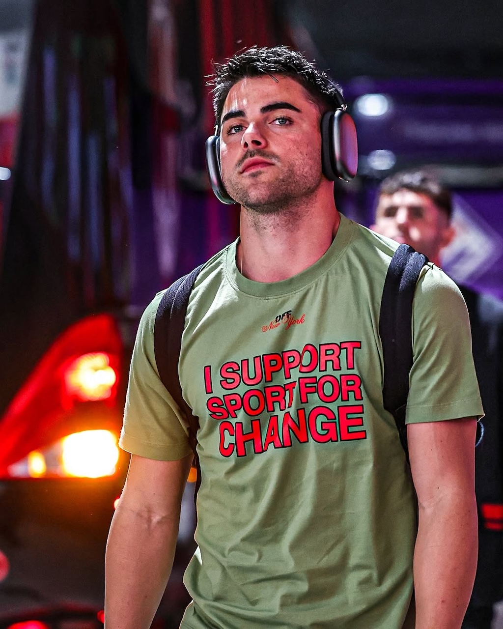 un ano mas ac milan y off white presentan una nueva camiseta i support sport for change 25gramos 4