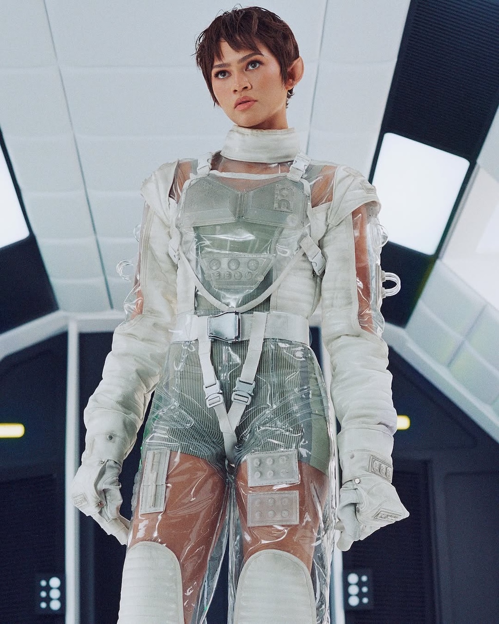 zendaya y on viajan hasta el espacio para zone dreamers su ultima campana 25gramos 5