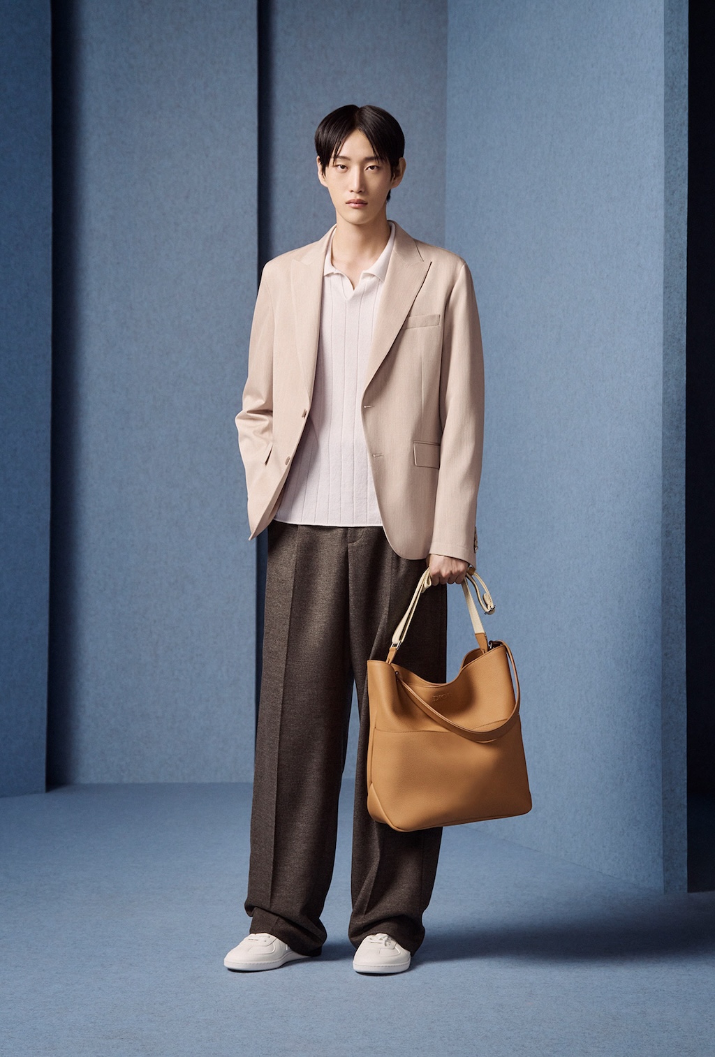 dior propone un uniforme de lujo para otono invierno 2025 25gramos 3