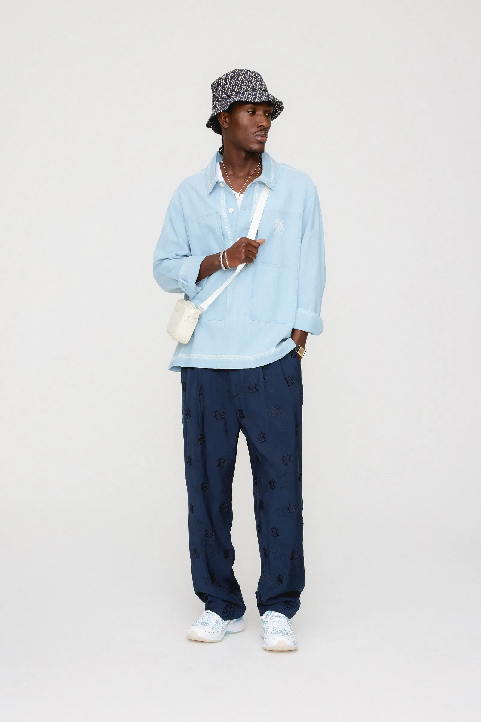 kith equilibra lo casual y lo sofisticado en su propuesta pre fall 2025 25gramos 8