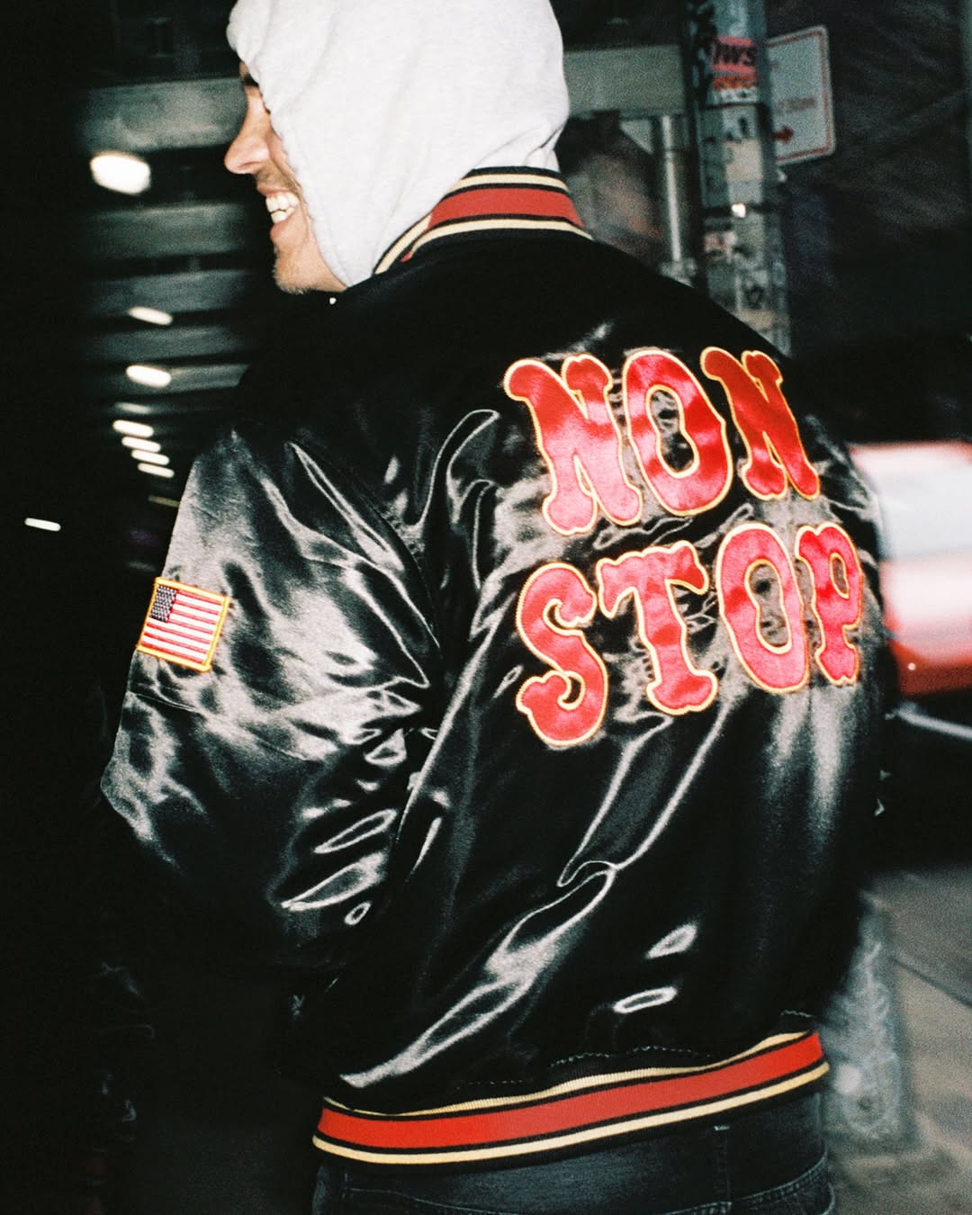 supreme y homerun conectan nueva york y tokio en su capsula para ss25 25gramos 4