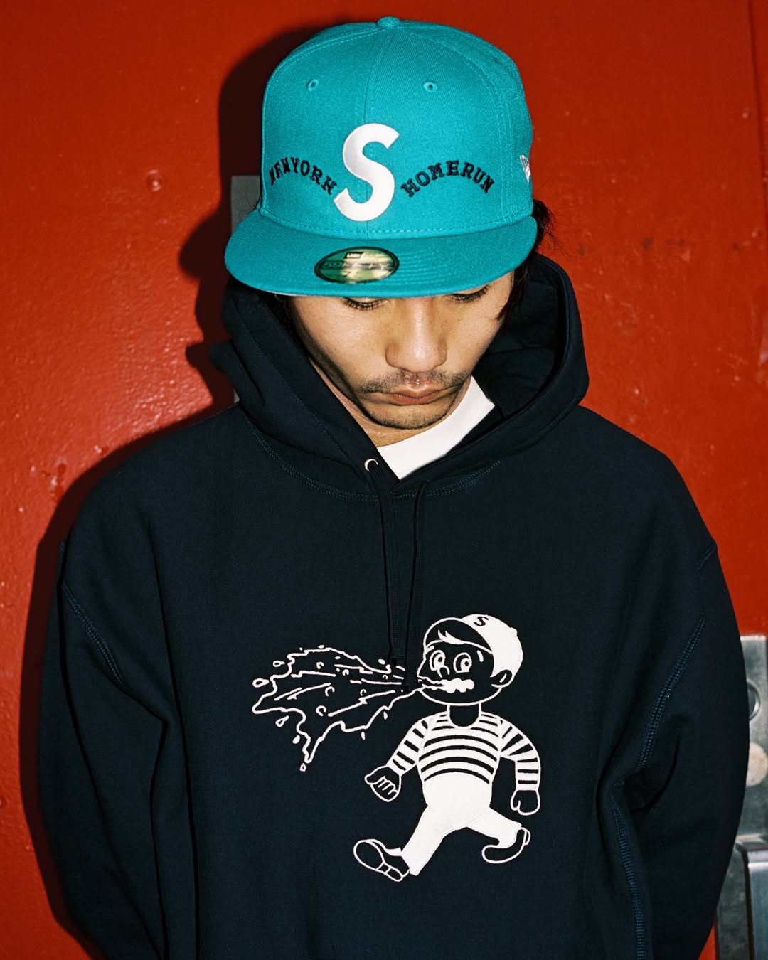 supreme y homerun conectan nueva york y tokio en su capsula para ss25 25gramos 8