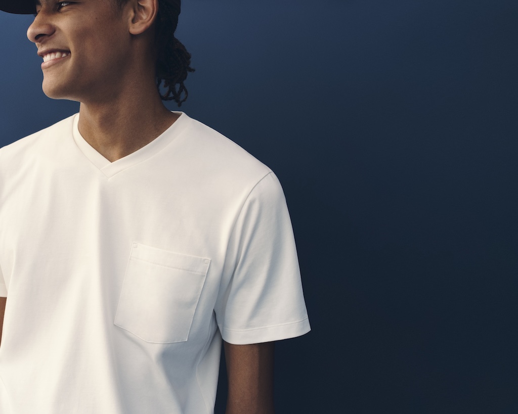 uniqlo presenta una nueva coleccion capsula junto a la leyenda roger federer 25gramos 1