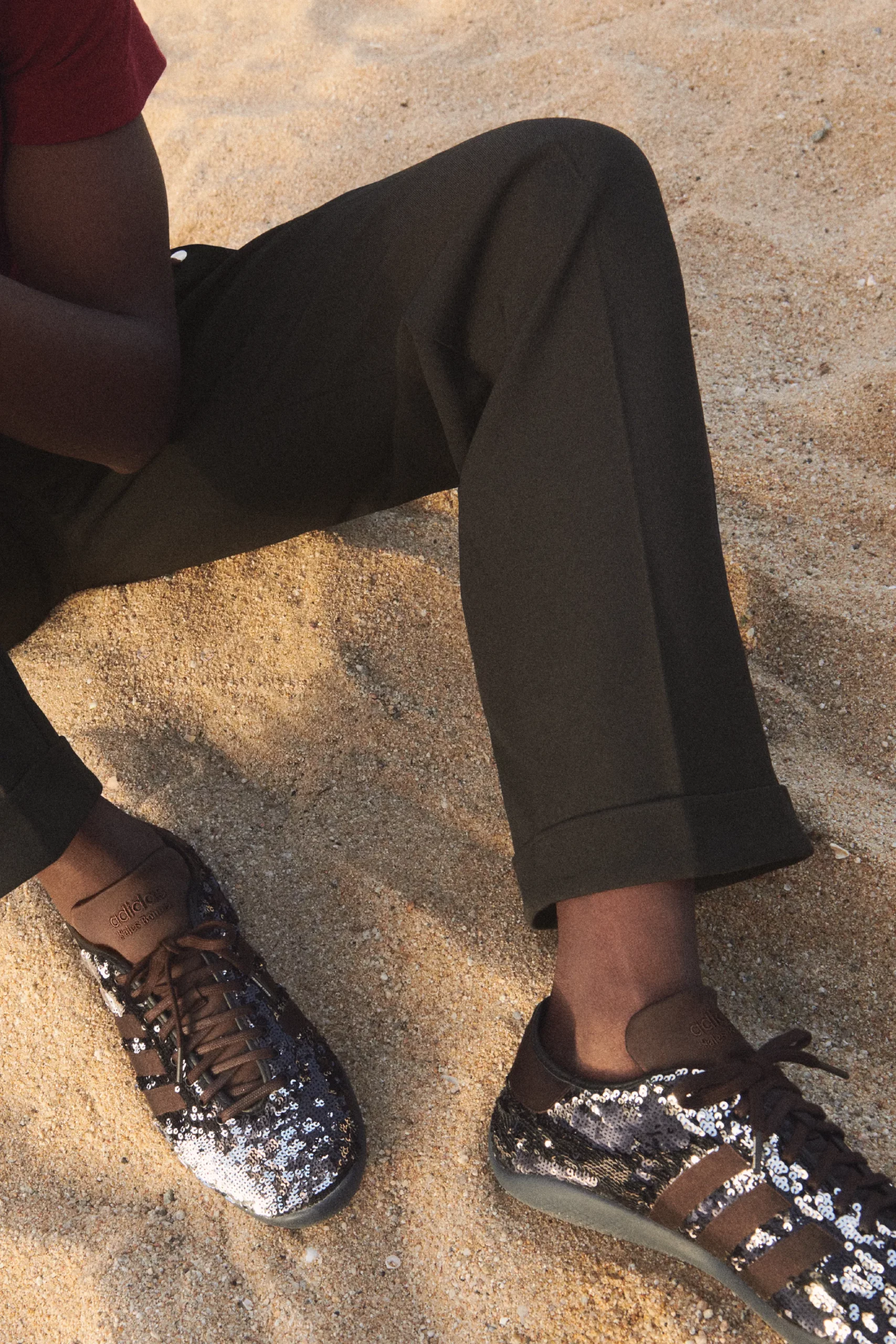 wales bonner y adidas originals presentan su esperada coleccion ss25 25gramos 1 scaled