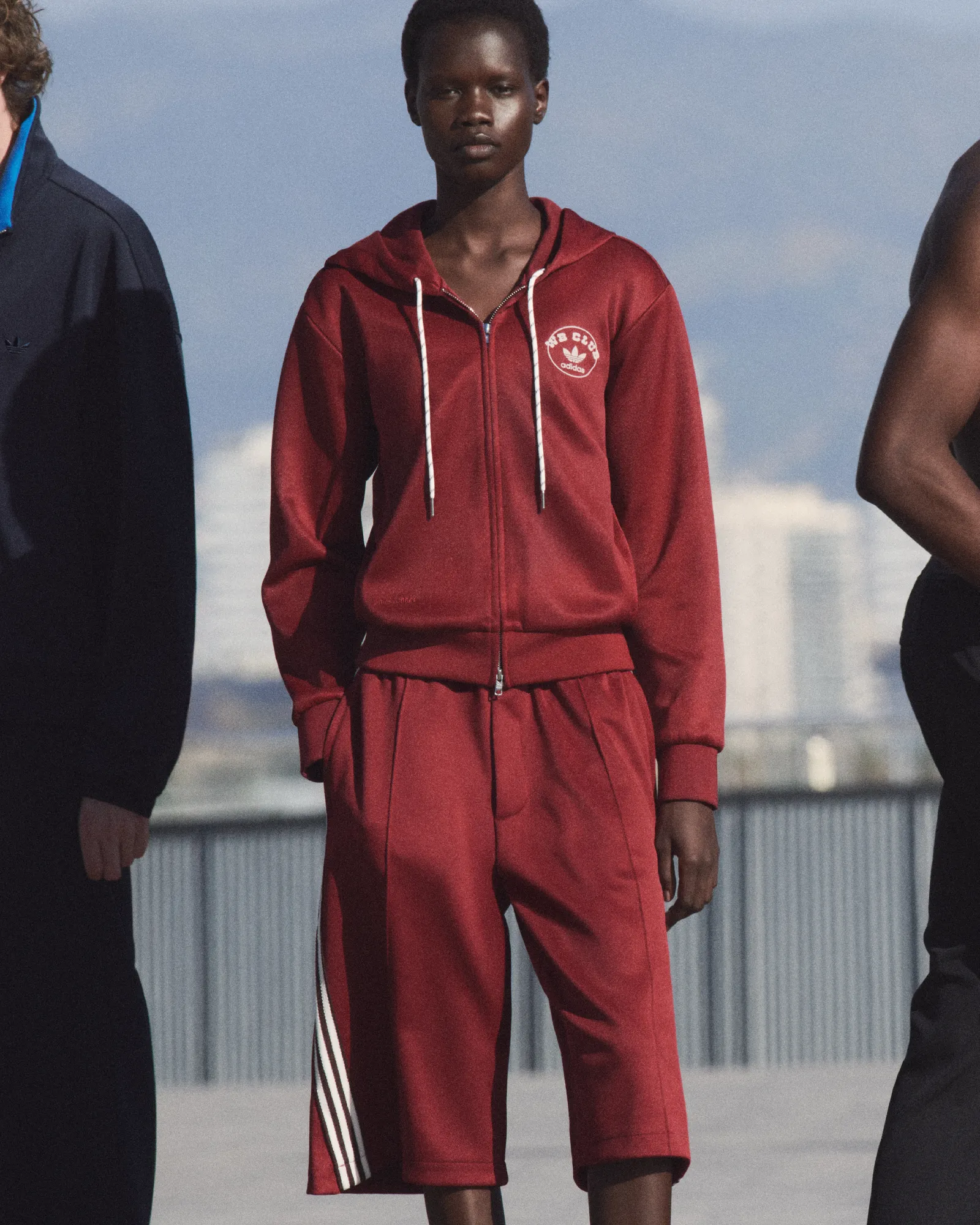 wales bonner y adidas originals presentan su esperada coleccion ss25 25gramos 4