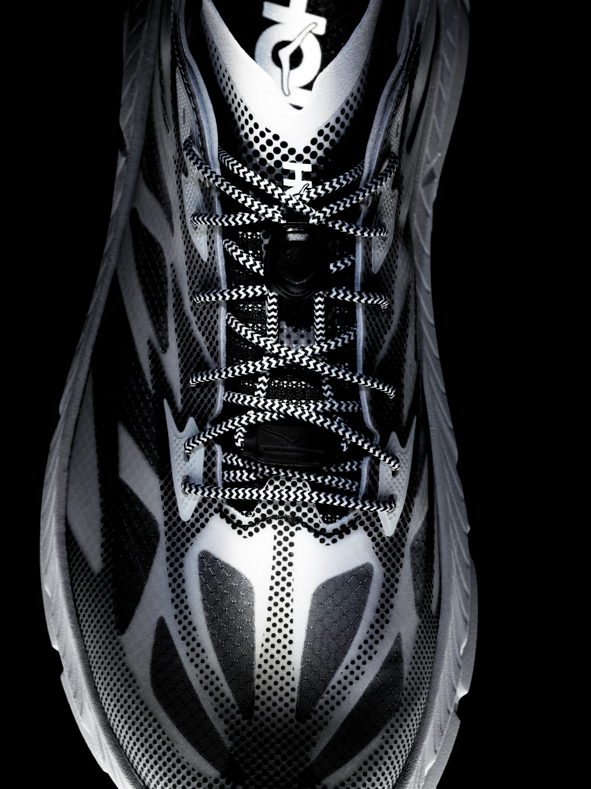 HOKA F25 StealthTech MafateSpeed4LiteTS WBLC DTL 1003 scaled