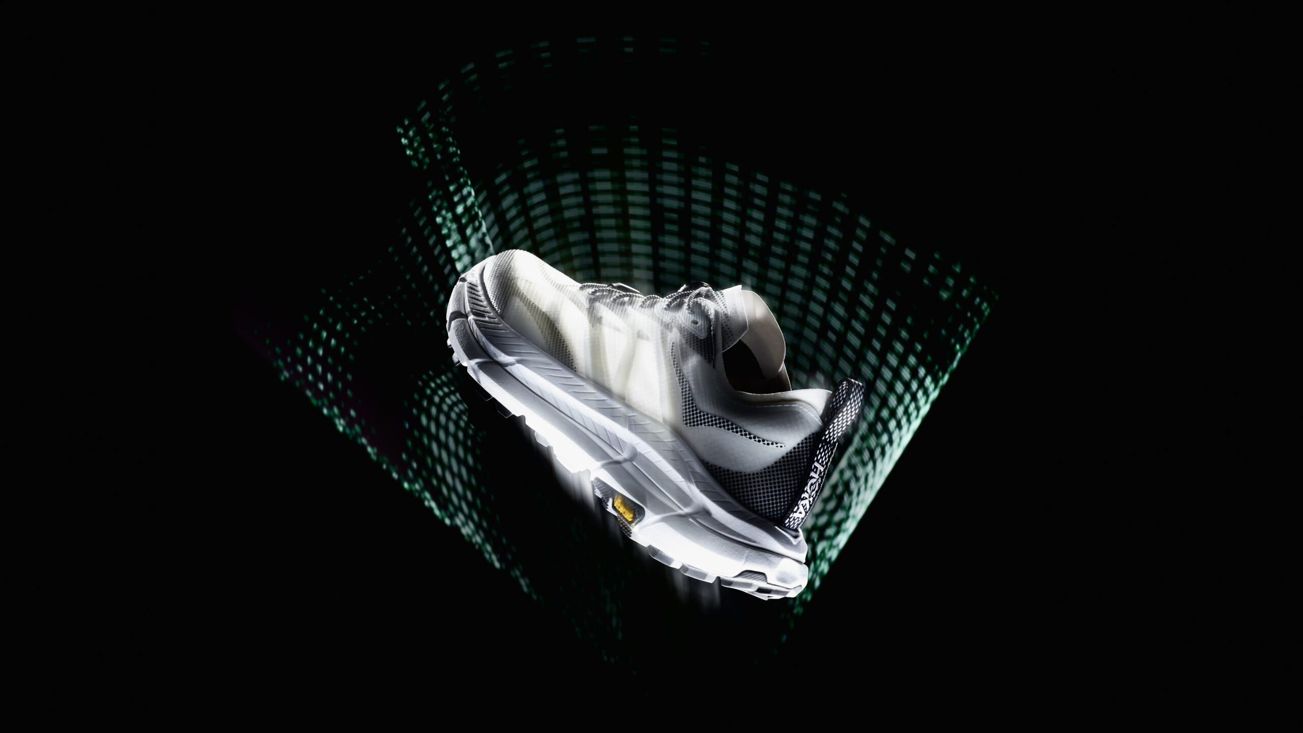 HOKA F25 StealthTech MafateSpeed4LiteTS WBLC Hero 0798 scaled