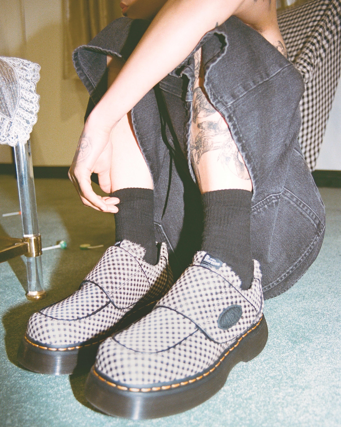 dr martens y mademe vuelven a aliarse en una segunda colaboracion 25gramos 6