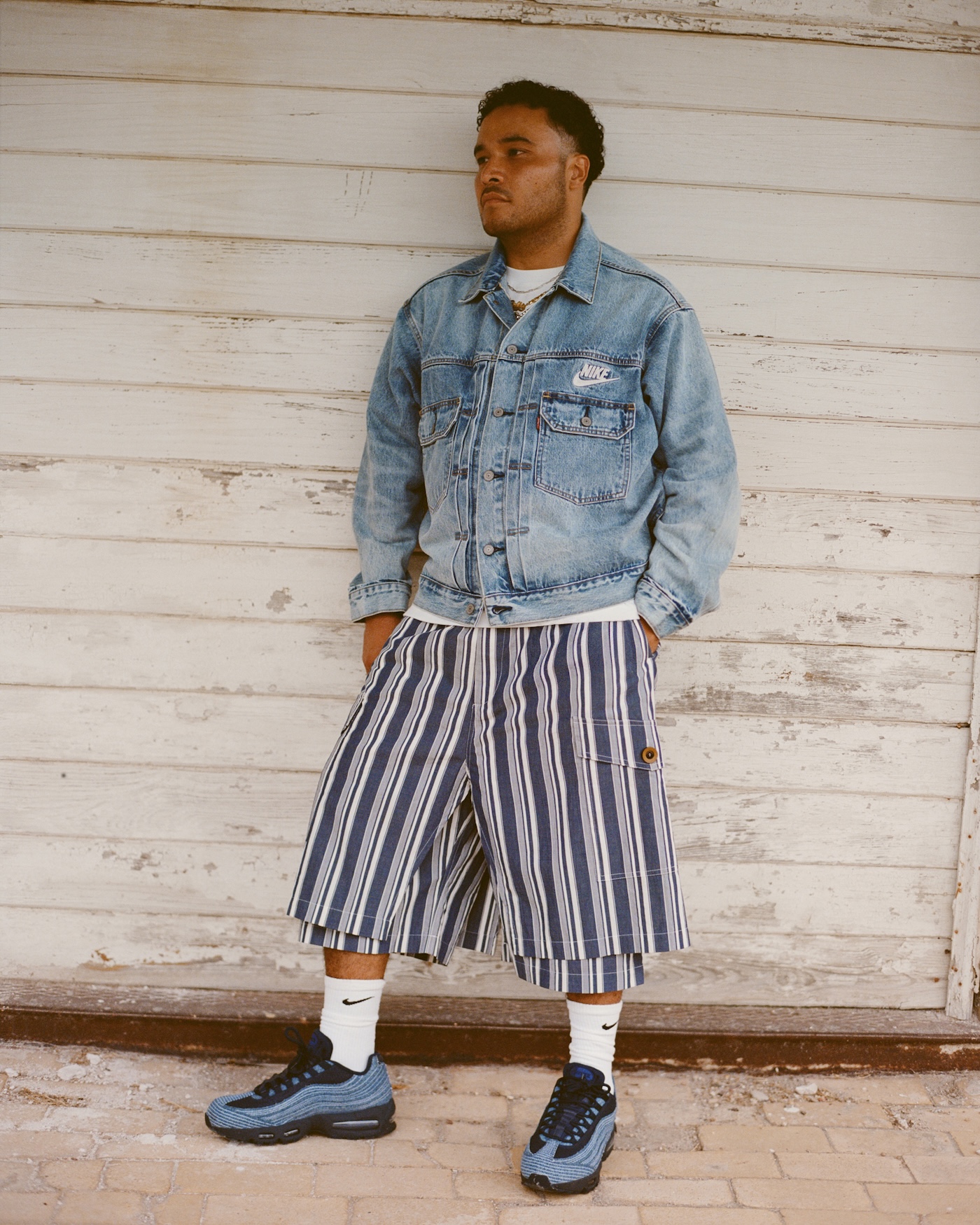 nike x levis dos titanes del sportswear cruzan sus caminos en una nueva capsula 25gramos 1