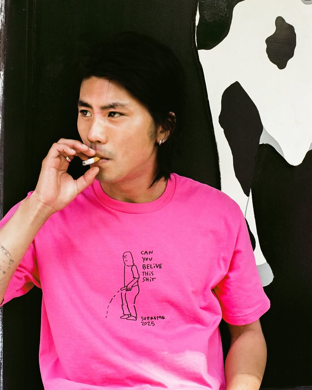 supreme lanza un nuevo drop de camisetas graficas para el verano 25gramos 1