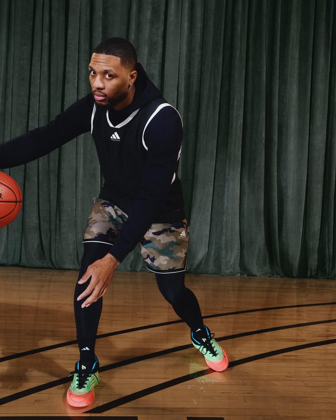 diez anos diez zapatillas dame lillard estrena su decima zapatilla junto a adidas 25gramos 1