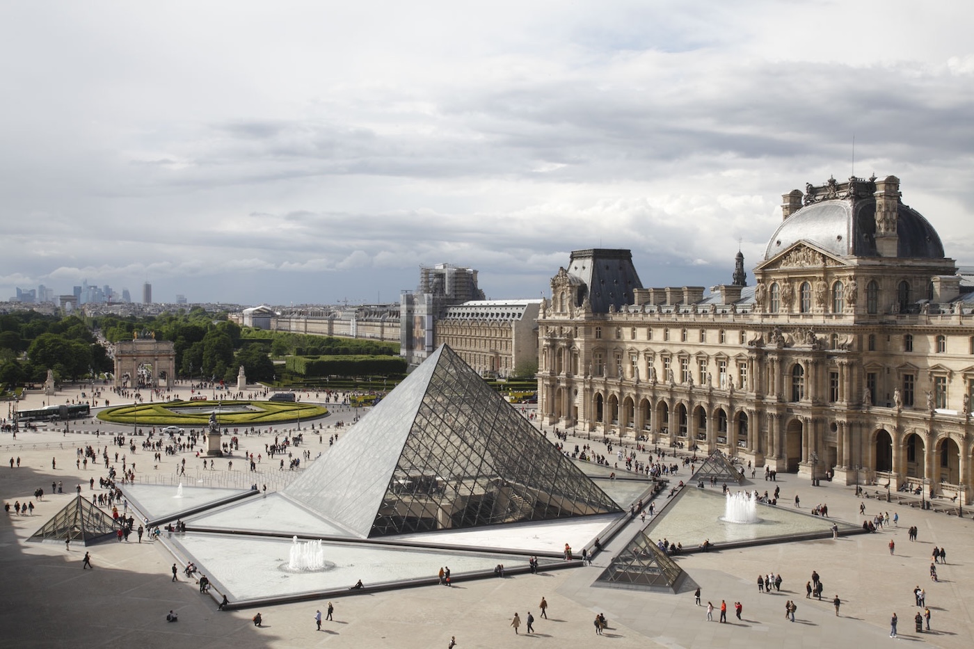 el louvre prepara su nueva etapa con un concurso internacional de arquitectura 25gramos 1