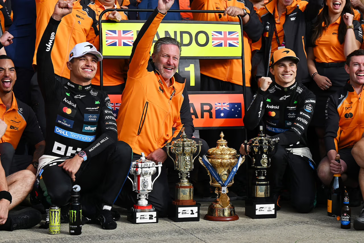 lego celebra el 75o aniversario de la formula 1 en el gran premio de gran bretana 25gramos 3