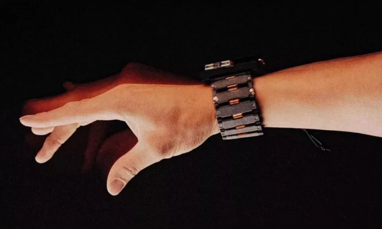meta y reality labs crean una pulsera que busca sustituir al raton y el teclado 25gramos