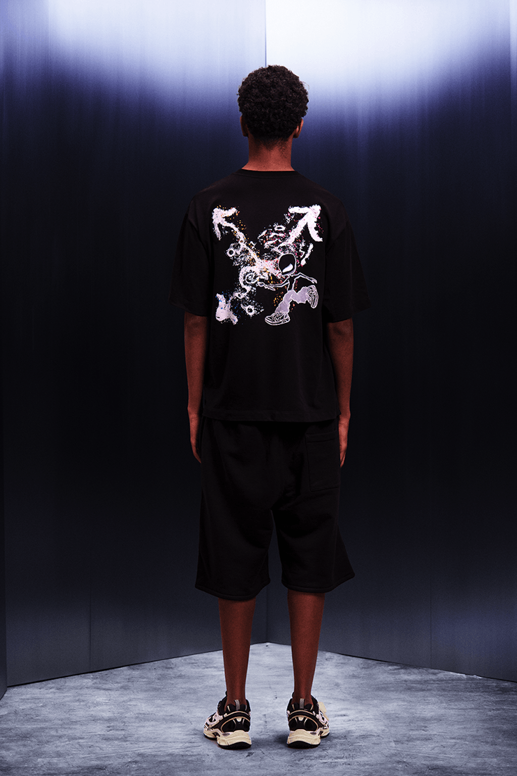 off white se alia con el nuevo superclub unvrs para lanzar una coleccion capsula 25gramos 3