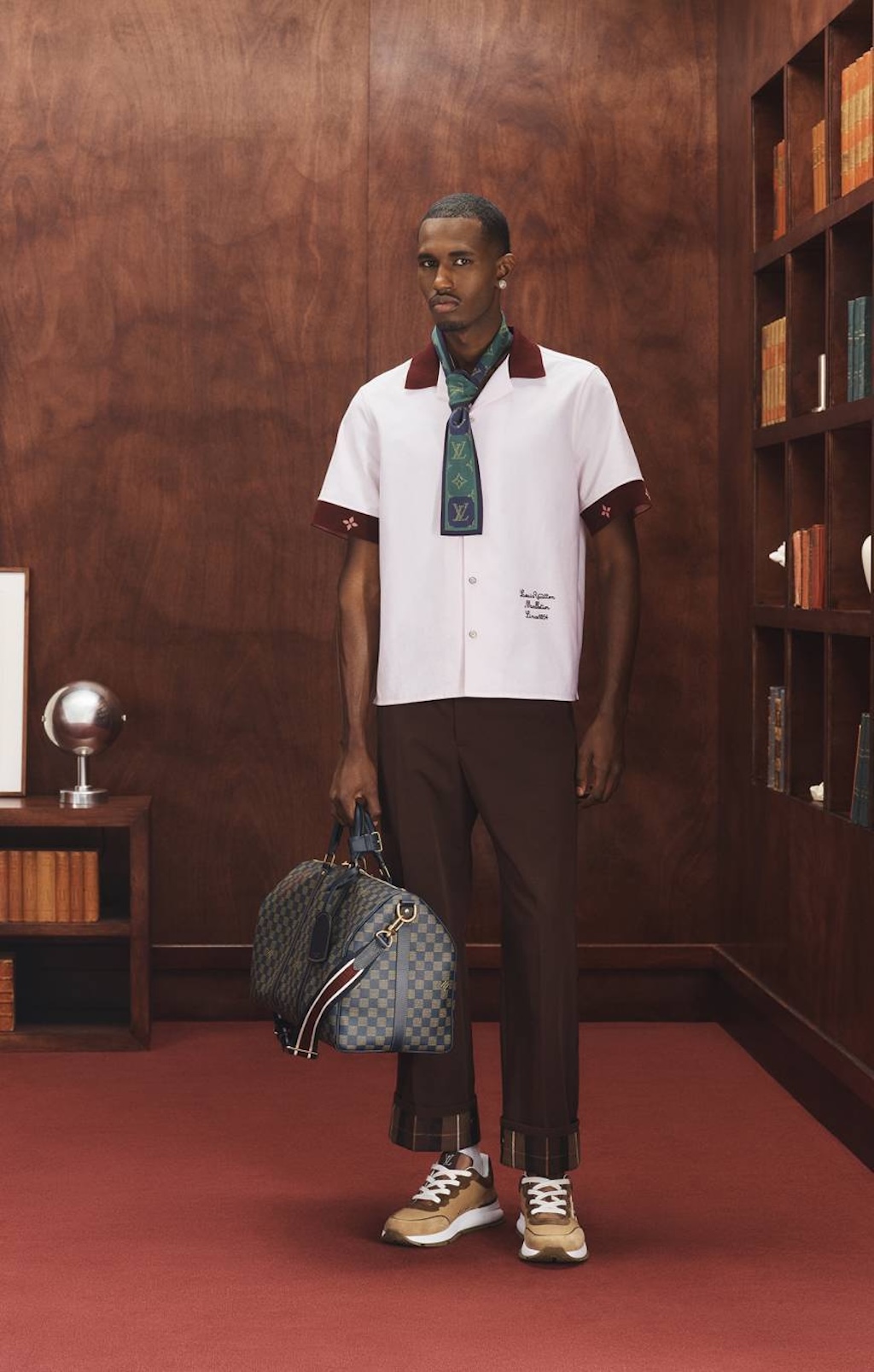 pharrell ofrece su propia version del universo ivy league en su nueva coleccion para louis vuitton 25gramos 3