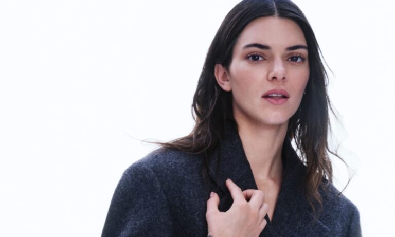 prada explora la idea del movimiento en su nueva campana para otono invierno 2025 25gramos 1 1